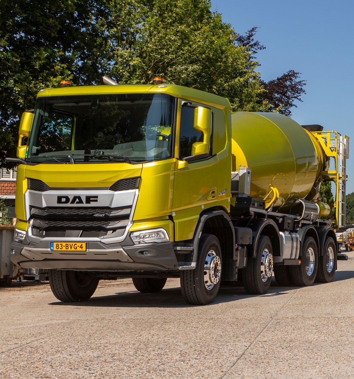 28-Classic DAF vs New Generation DAF-web